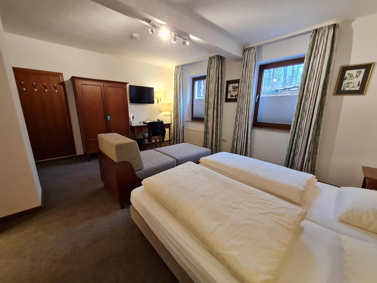Hotel Waldquelle - Baumhaushotel Aerzen Eksteriør billede