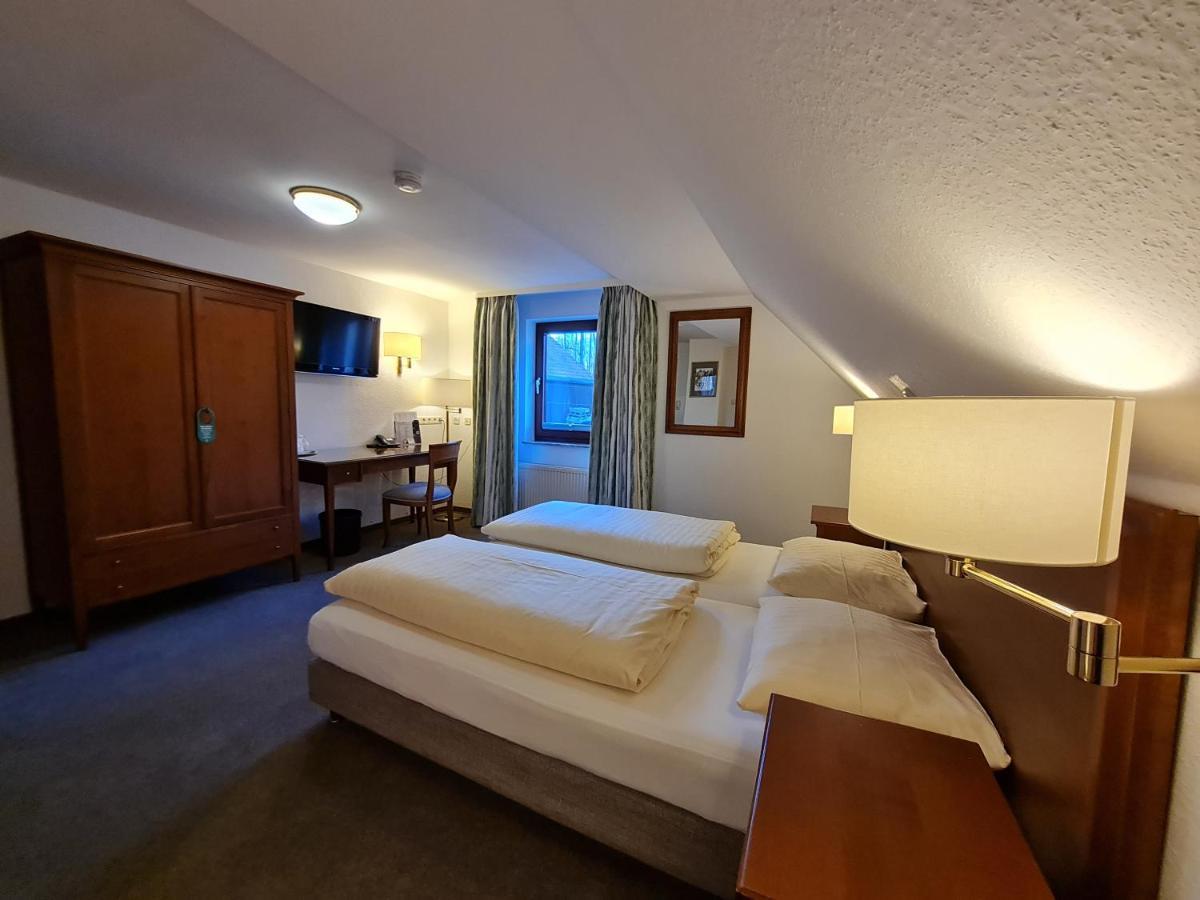 Hotel Waldquelle - Baumhaushotel Aerzen Eksteriør billede