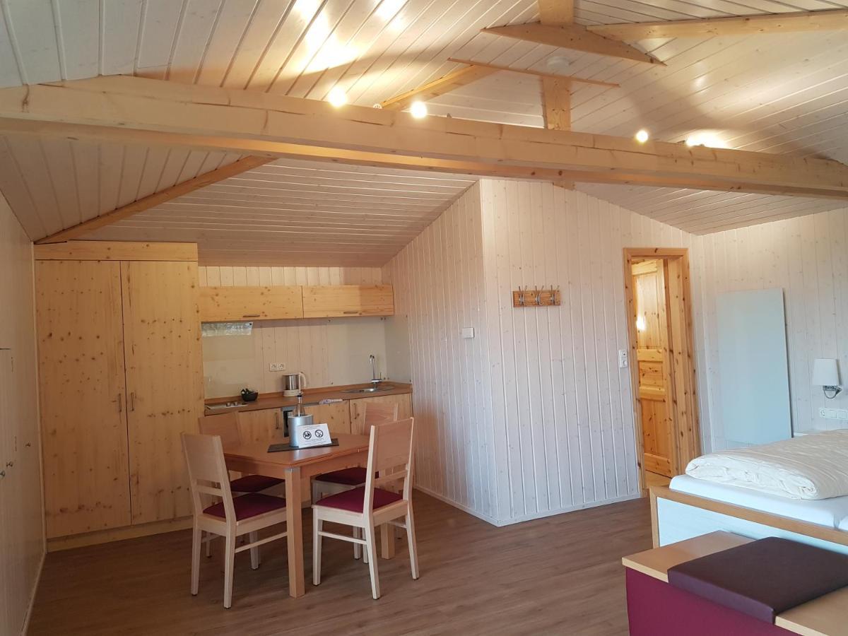 Hotel Waldquelle - Baumhaushotel Aerzen Eksteriør billede