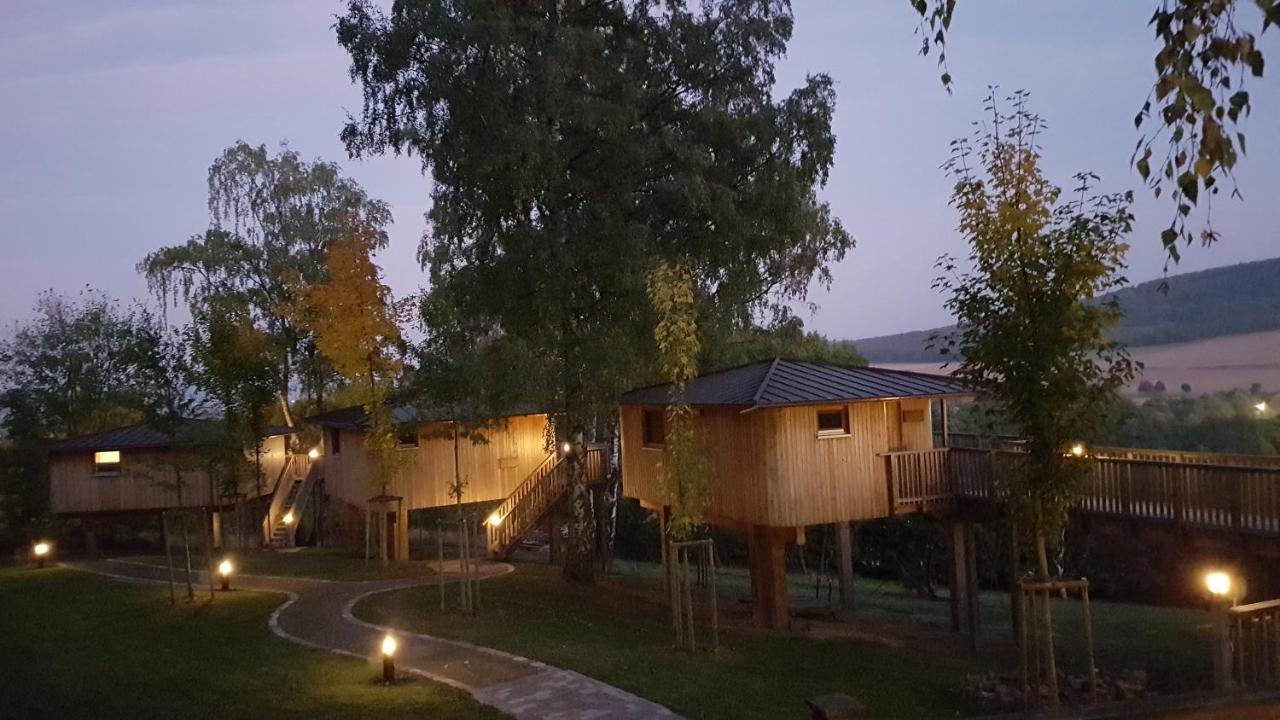 Hotel Waldquelle - Baumhaushotel Aerzen Eksteriør billede